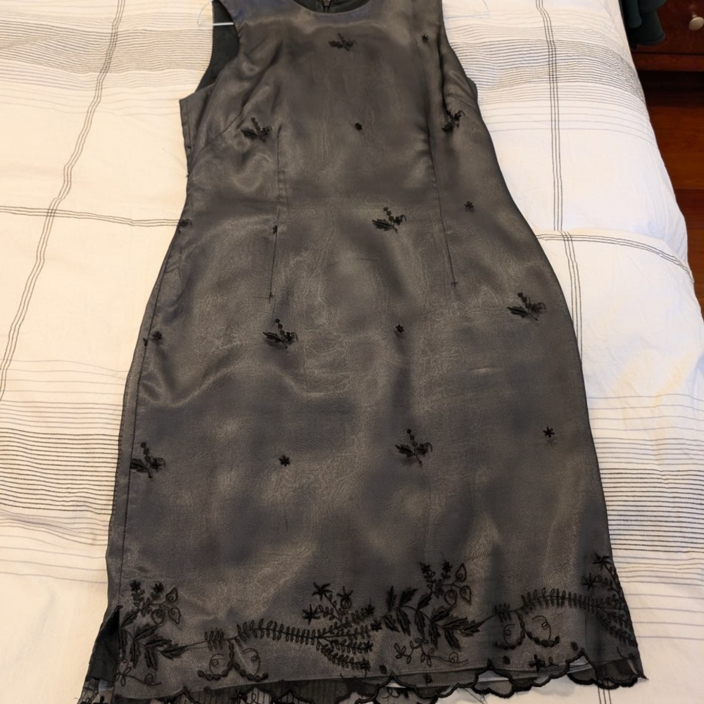 Silver Sheath Dress Scoop Neck Cocktail Dress
